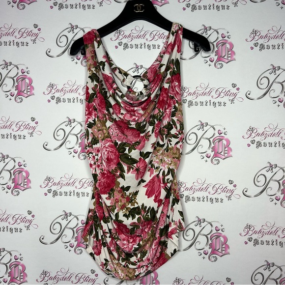 Tops - Floral y2k tank top with metal O ring back detail pink white green flowers